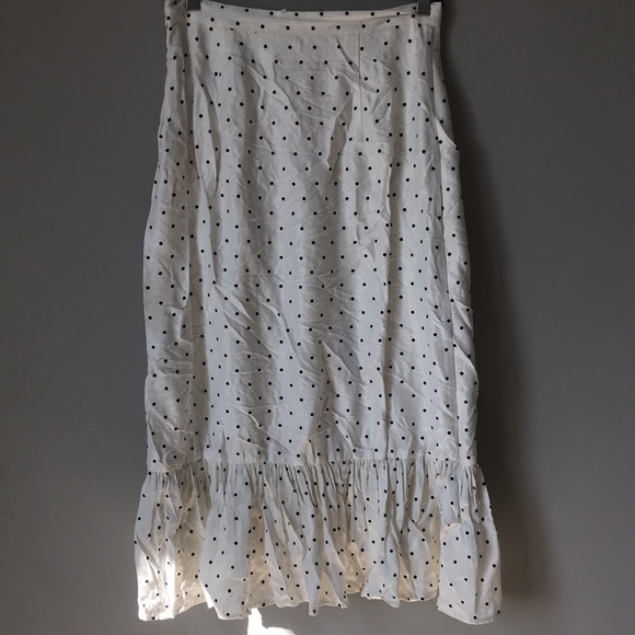 White polka dot skirt - Picture 4 of 6
